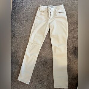 Alice + Olivia white skinny jeans